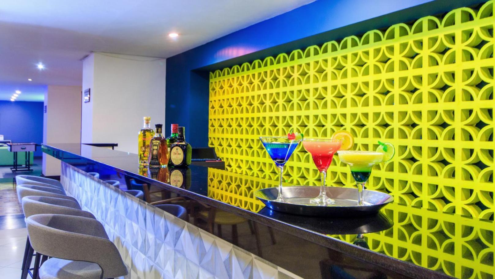 Pop Art Hotel Las Colinas マニサレス エクステリア 写真